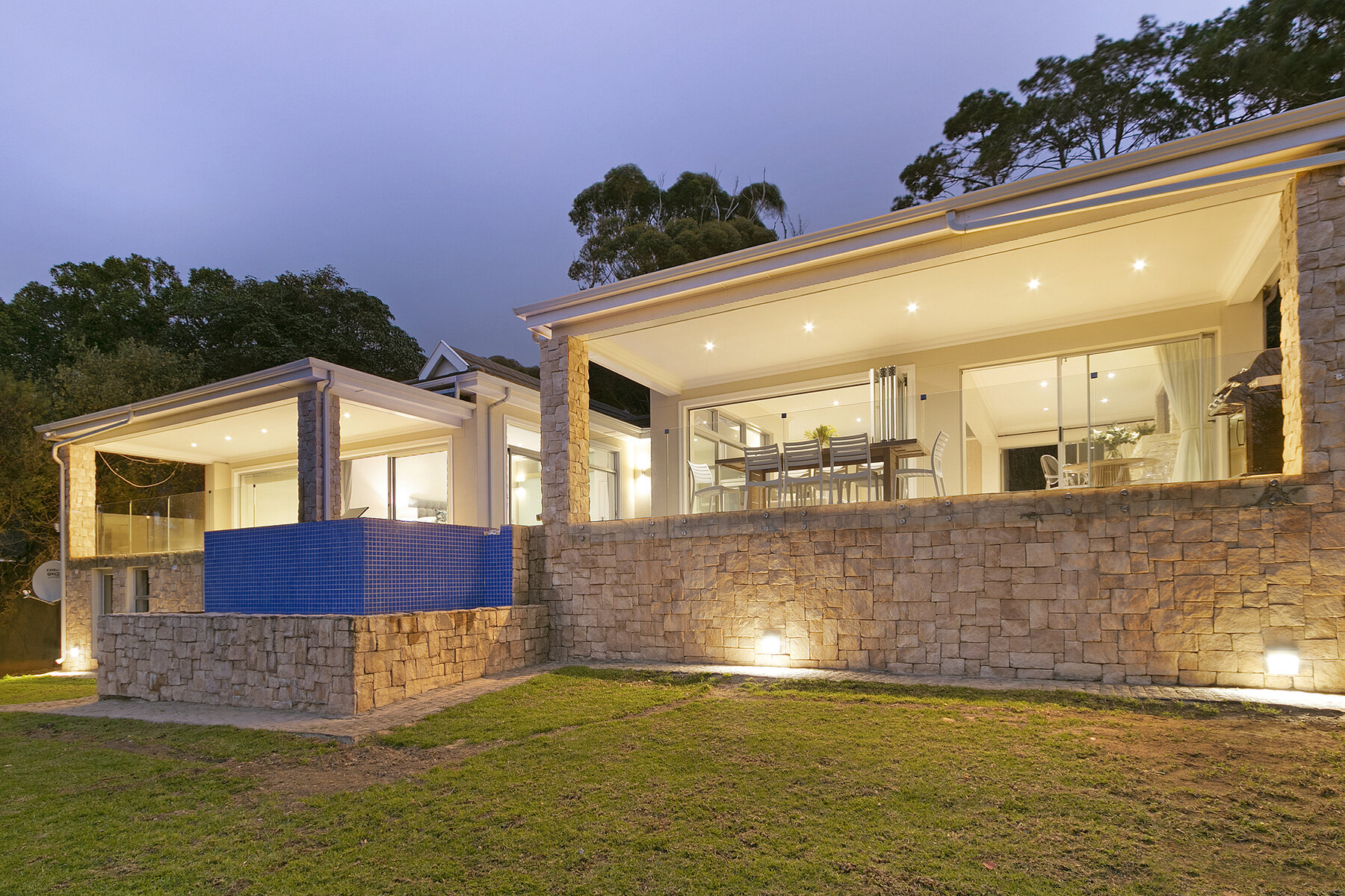 Lyons Den exterior and pool